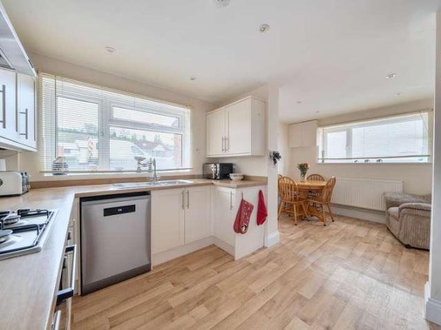 House for sale in Glastonbury, Somerset