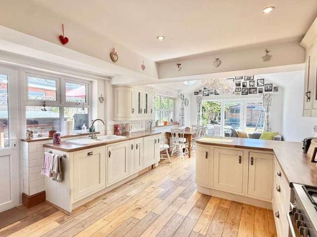 House for sale in Hythe and Dibden, Ashurst Bridge