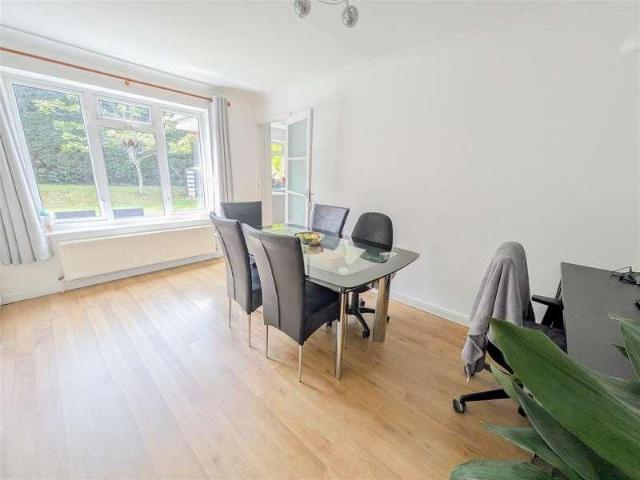 House for sale in Ringles Cross, Cross In Hand