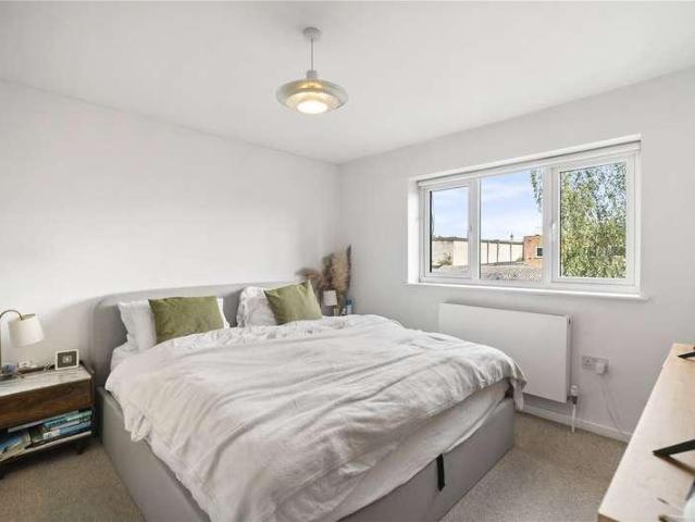 House for sale in Balham, Greater London