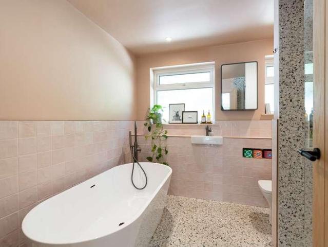 House for sale in Ladygrove, Berrick Salome