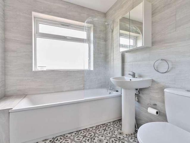 House for sale in Northwood, Northwood House for sale in Northwood, Northwood