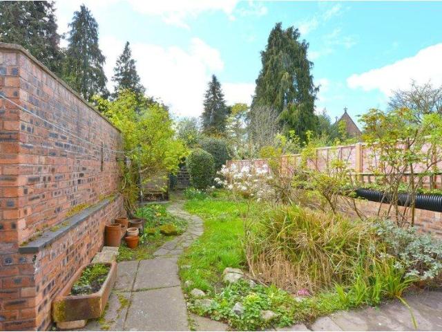 House for sale in Cherry Orchard, Shrewsbury