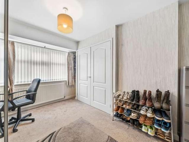 House for sale in Burtonwood and Westbrook, Warrington