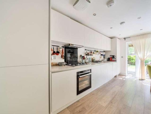 House for sale in Hackbridge, Greater London