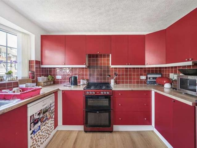 House for sale in Seaford, Iford