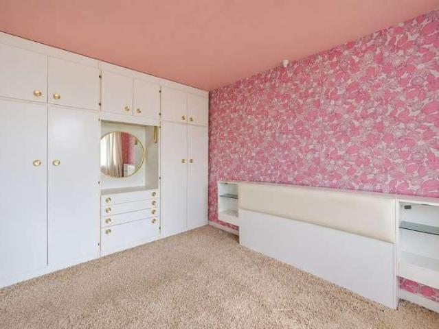 House for sale in Staniland, Boston