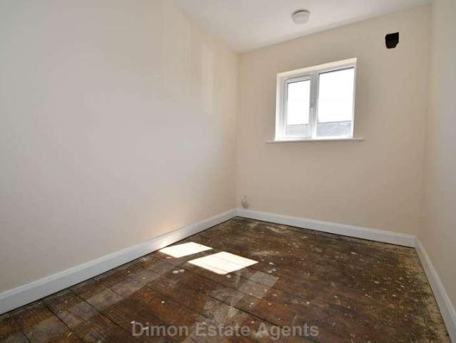 House for sale in Hardway, Middlecroft