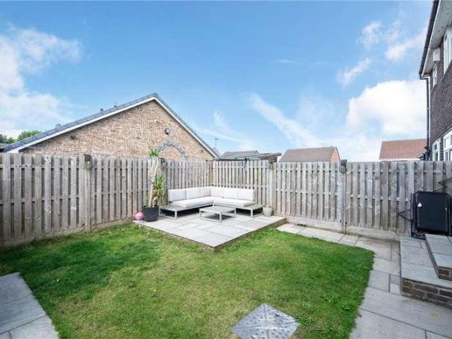 House for sale in Allerton, West Yorkshire