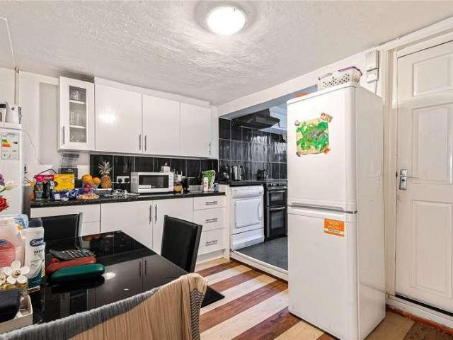 House for sale in Bolton Low Houses, Hampshire