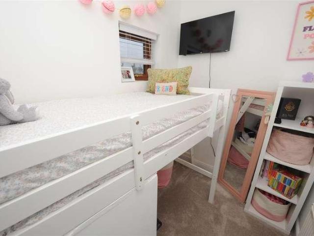 House for sale in Baildon, West Yorkshire