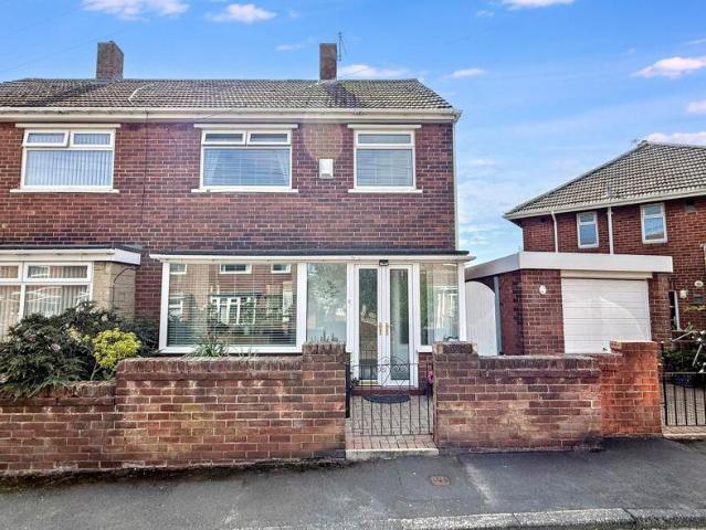 House for sale in Newbiggin by the Sea, Northumberland
