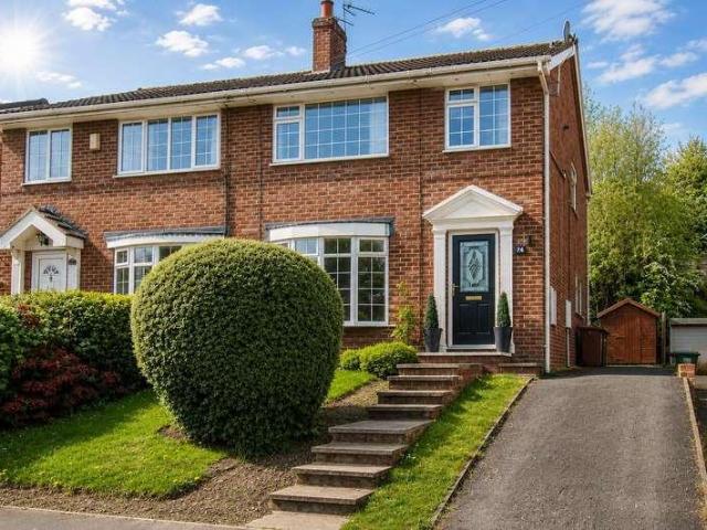 House for sale in Walton, West Yorkshire