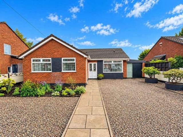 House for sale in Daisy Hill, Bolton