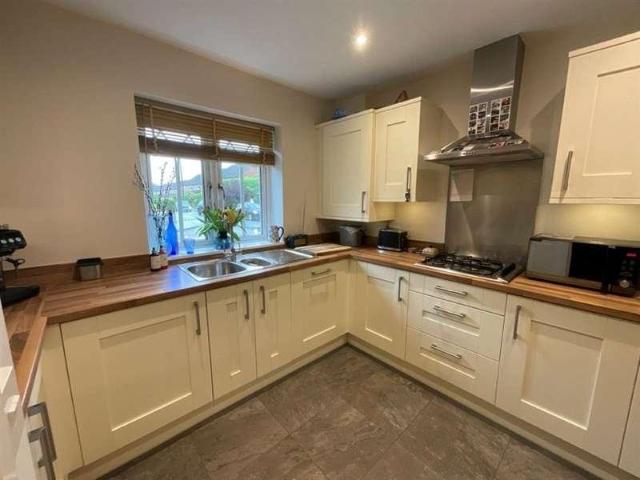 House for sale in Barnham and Eastergate, Clapham