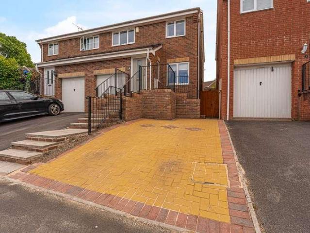 House for sale in Town, Merthyr