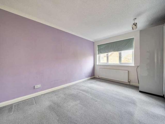 House for sale in Burcott, Buckinghamshire