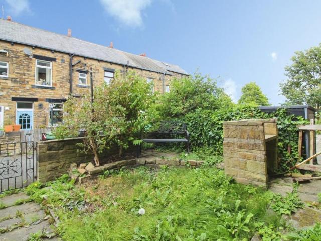 House for sale in Pudsey, West Yorkshire