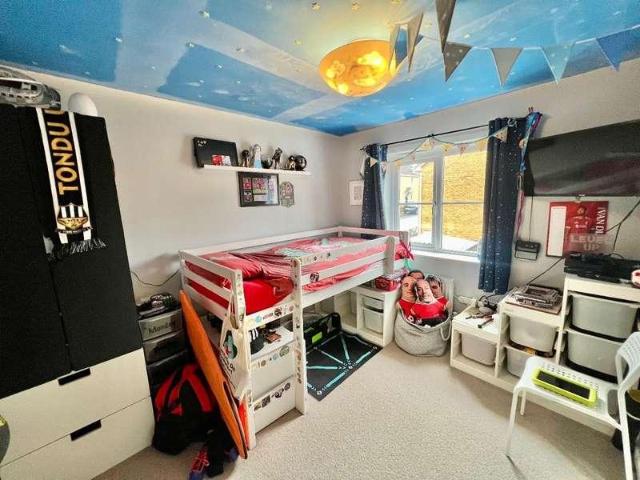House for sale in Brynmenyn, Wales