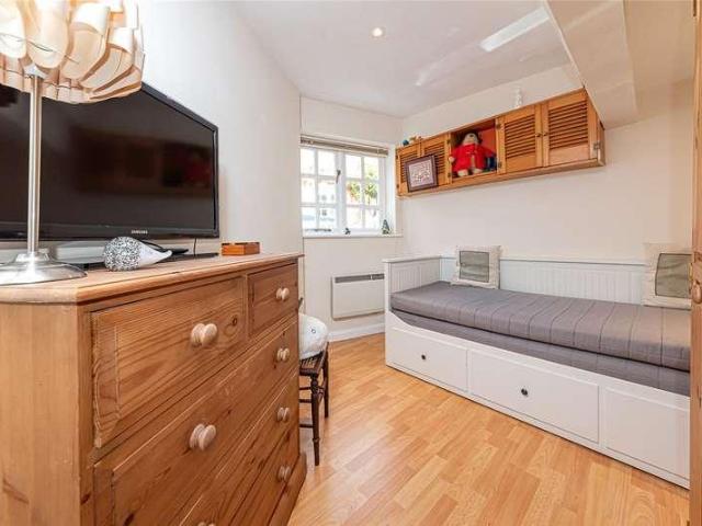House for sale in Farley Hill