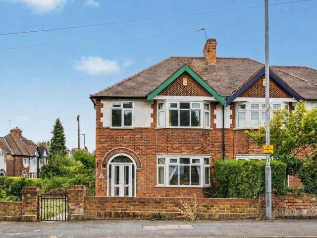 House for sale in Attenborough, East Midlands