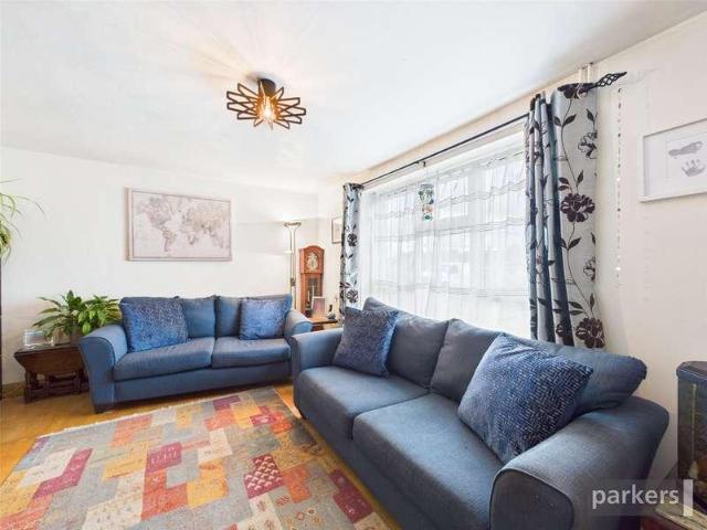 House for sale in Northbury Farm, Ruscombe