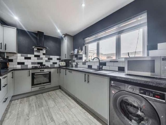 House for sale in Black Bourton, Oxfordshire