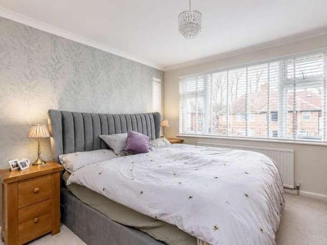 House for sale in Gedling, East Midlands