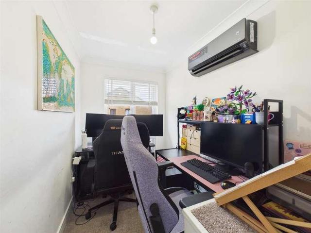 House for sale in Greater London