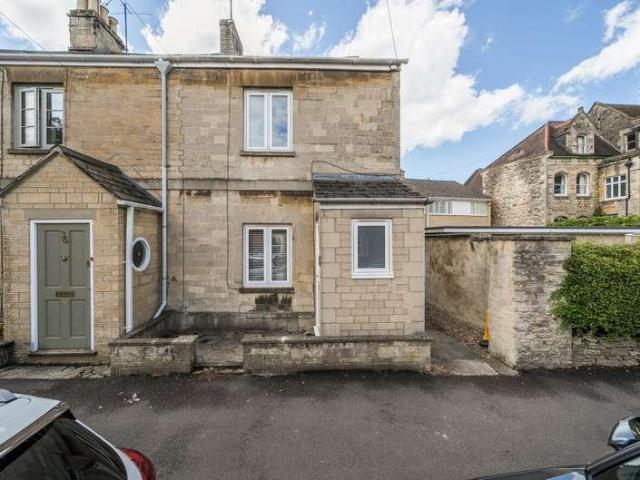 House for sale in Chesterton, Cotswold
