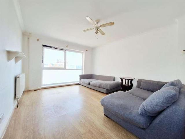 House for sale in Seaford, Iford
