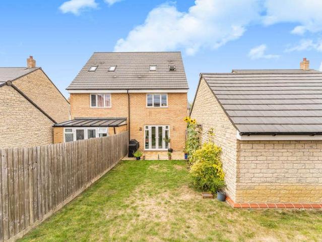 House for sale in Black Bourton, Oxfordshire