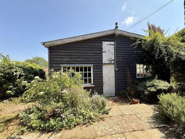 House for sale in Bedingfield, Suffolk