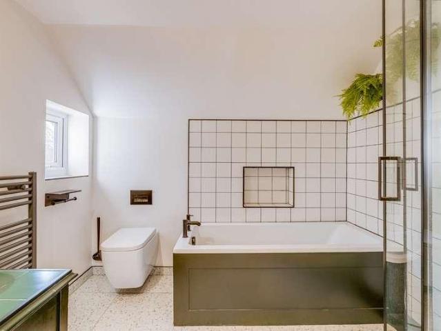 House for sale in Aston, Colliers End