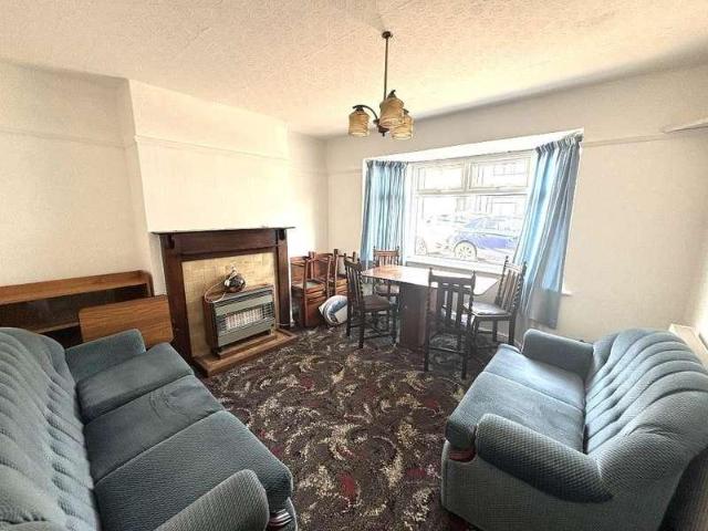 House for sale in Farley Hill, Spring Park