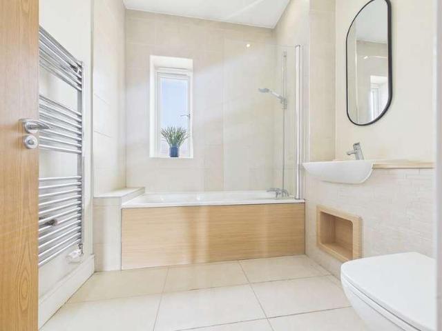 House for sale in Locking Parklands, Locking
