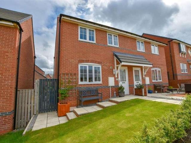 House for sale in Whitby, North Yorkshire