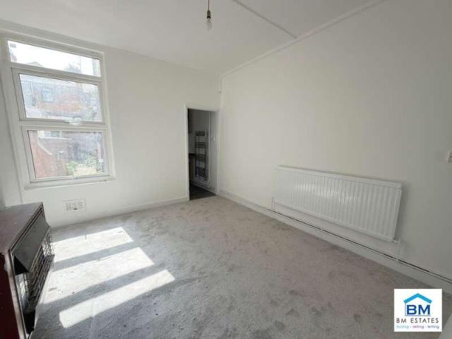 House for sale in Spinney Hills, Old Wharf