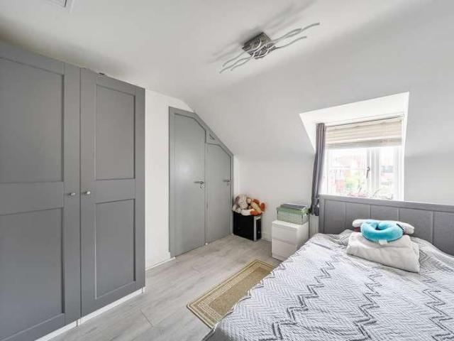 House for sale in Dunstable, Central Bedfordshire