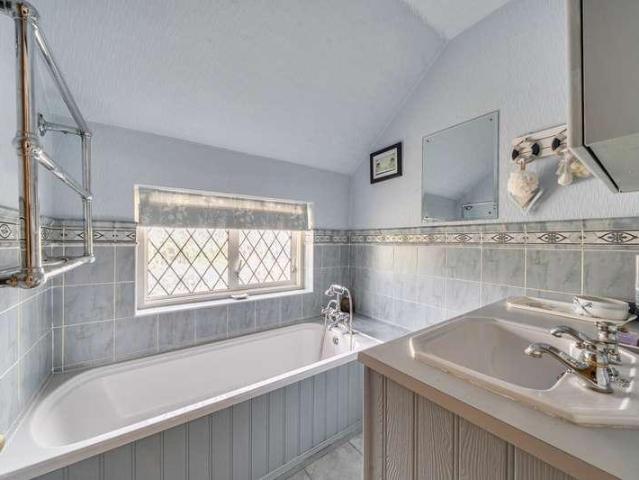 House for sale in Batchworth, Hertfordshire