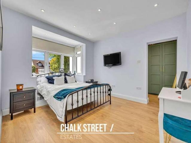 House for sale in Cranham, Greater London