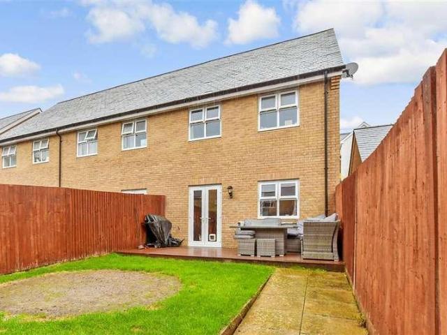 House for sale in North Horsham, Horsham