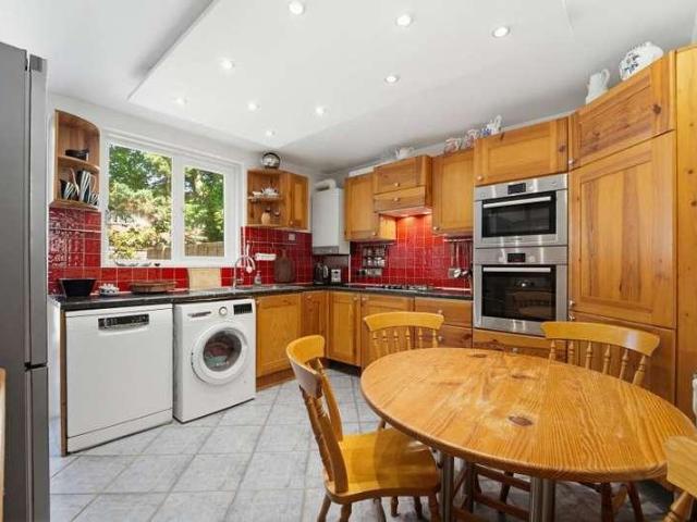 House for sale in London Borough of Ealing, Hanwell