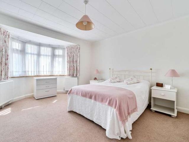House for sale in Lane, Greater London