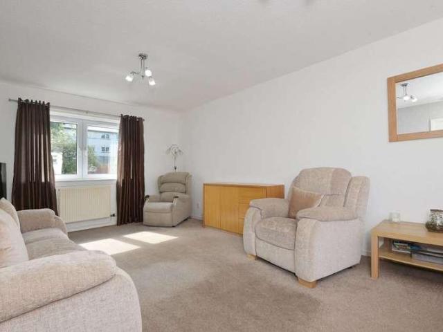 House for sale in Edinburgh, The Inch