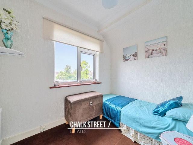 House for sale in Hornchurch, Greater London