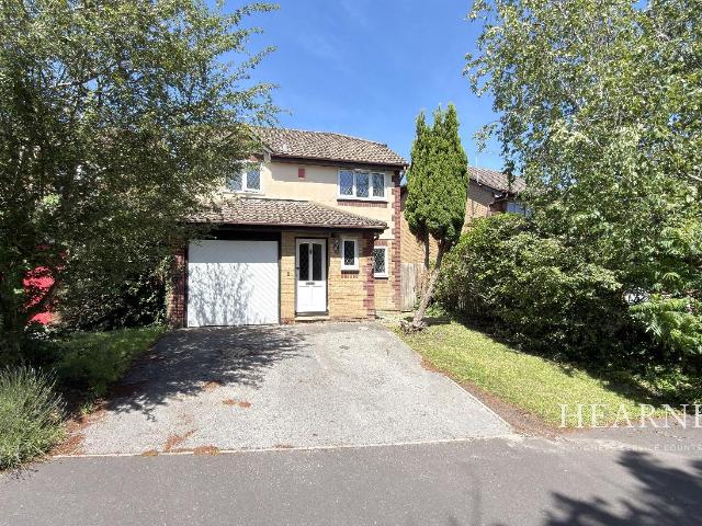 House for sale in Alder Hills, Poole