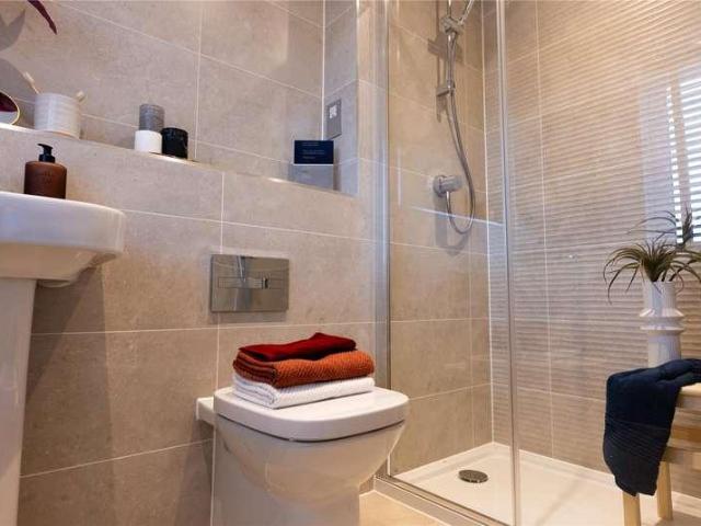 House for sale in Dee Park, Reading