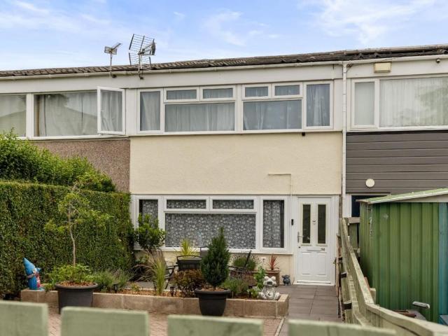 House for sale in Feckenham, City Of Bristol