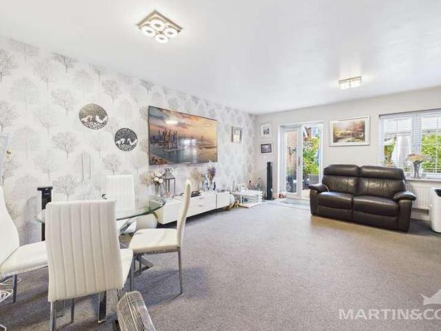 House for sale in Bersted, Clapham